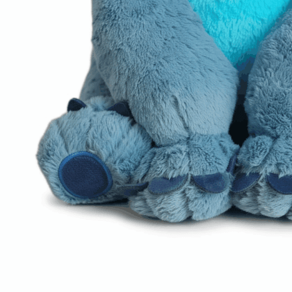 Zoom dettagli cuciture peluche Stitch 55cm