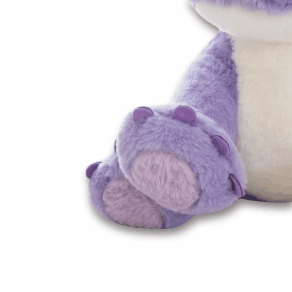 Zoom sulle zampe del peluche Stitch ufficiale Disney viola.